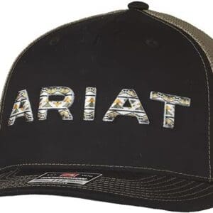 A black hat with the word " ariat " on it.